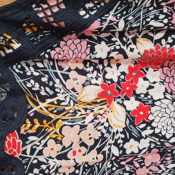 Tank top by pale sky - Picture 3 of 8